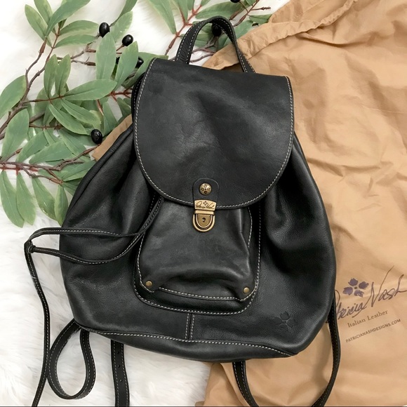Patricia Nash Handbags - Patricia Nash Black Matte Backpack Purse Bucket